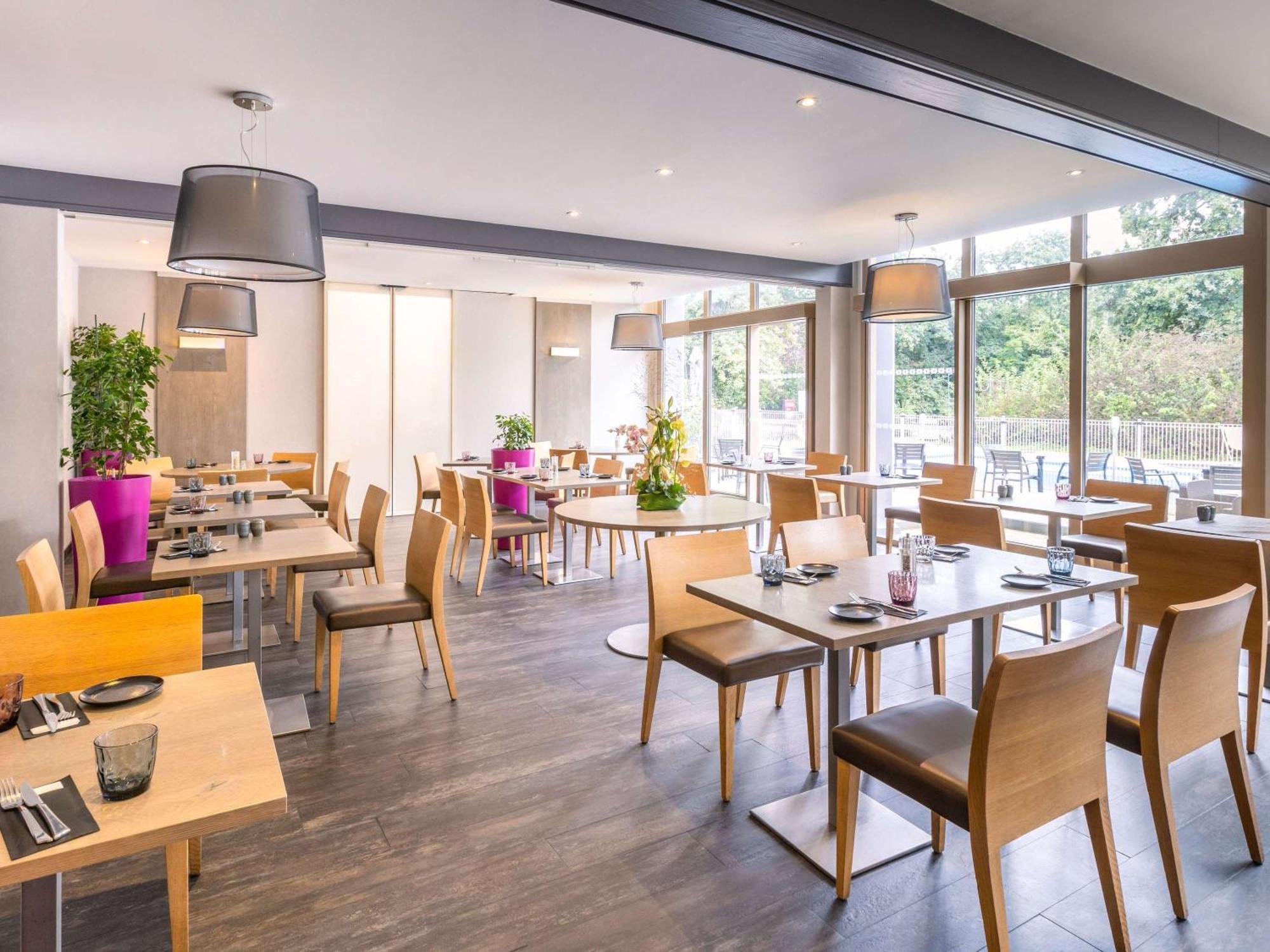 Mercure Strasbourg Aeroport 4*